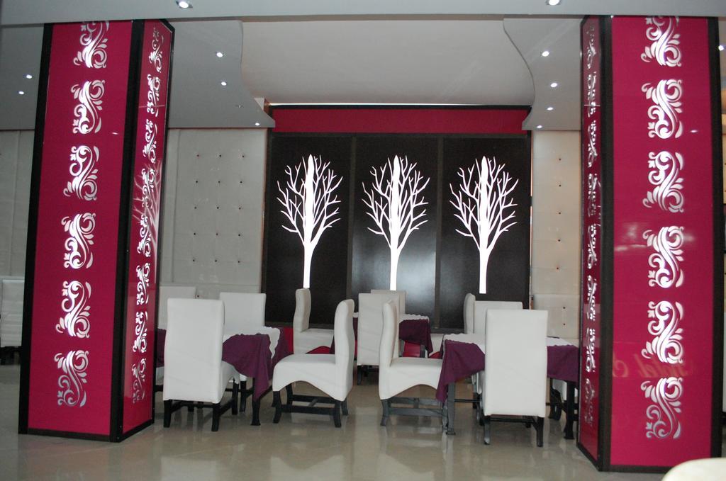 Hotel Salwan Al-Ajoen Buitenkant foto