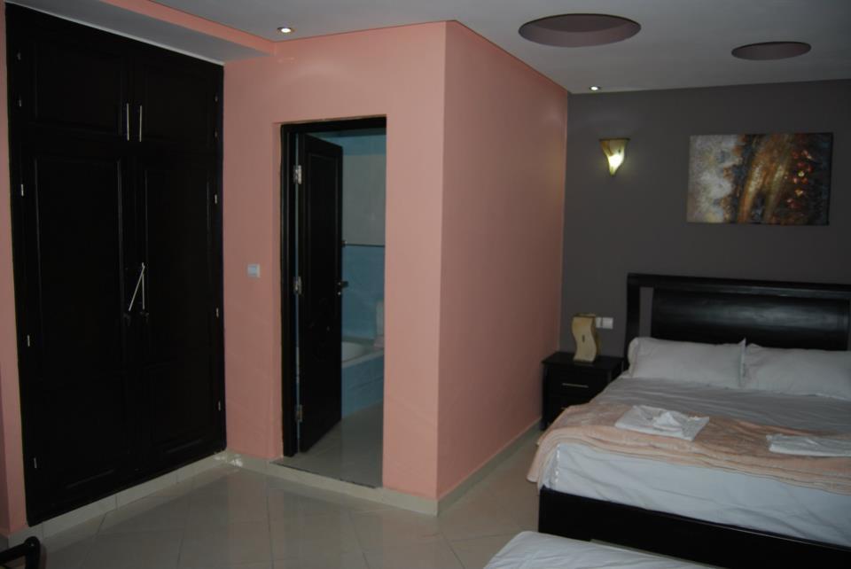Hotel Salwan Al-Ajoen Kamer foto